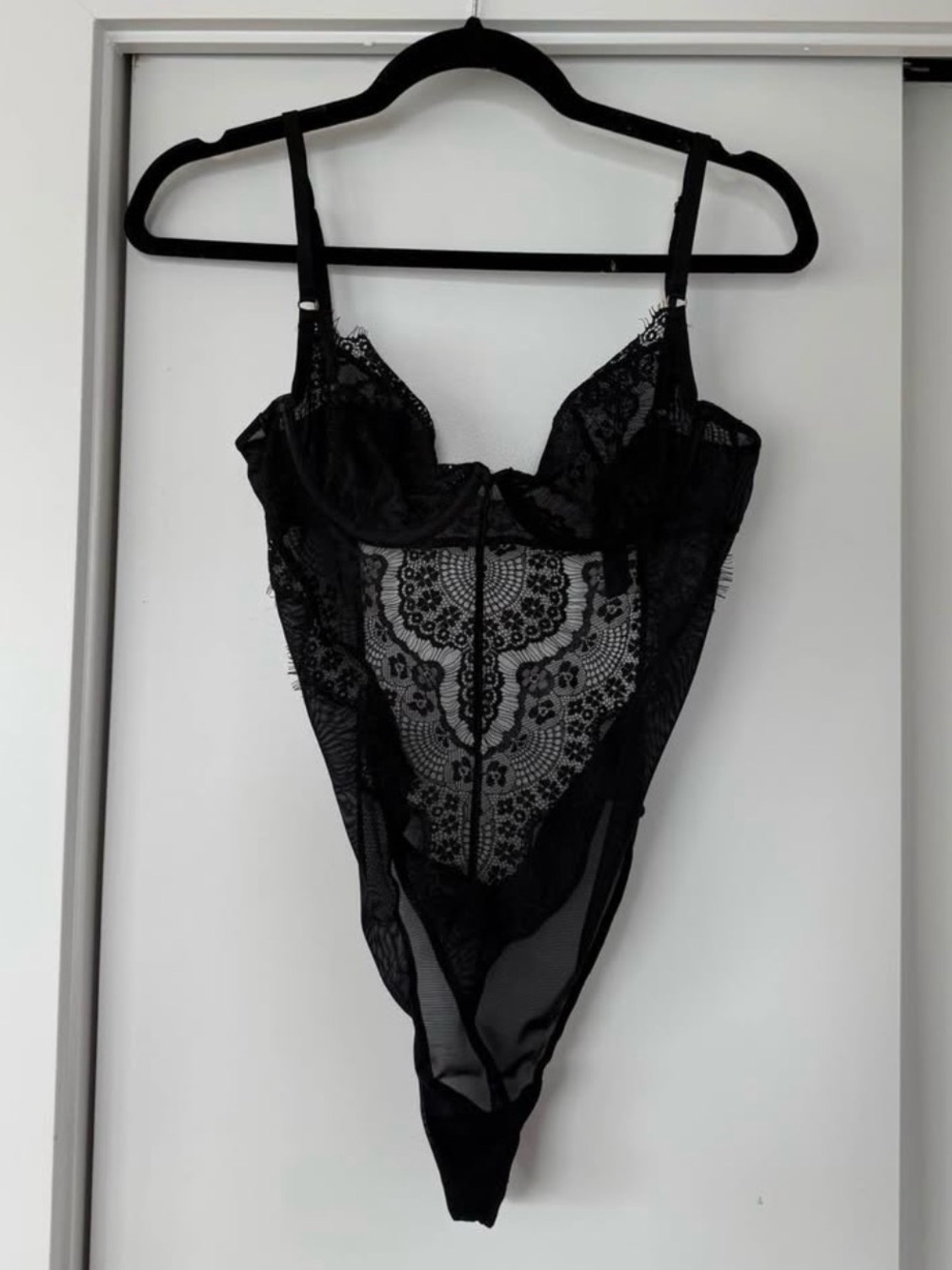Babaton Lace Bodysuit